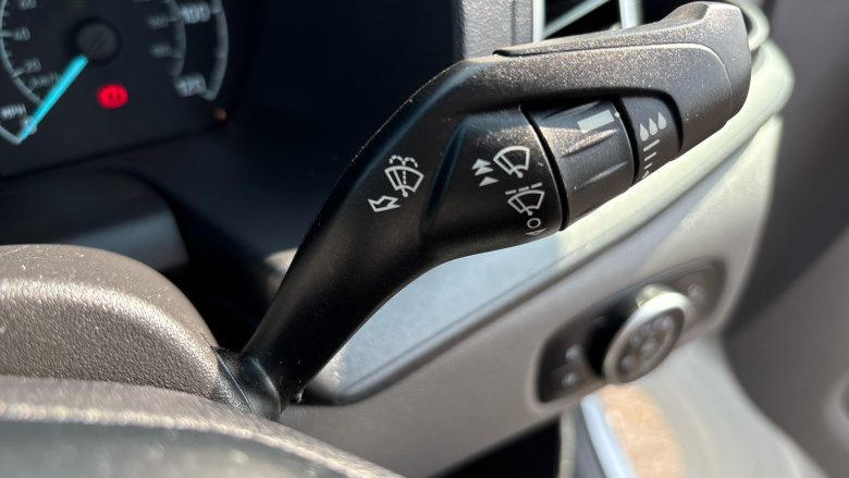 Ford Transit Custom 300 L1 Diesel Fwd 2.0 EcoBlue 130ps Low Roof Limited Van